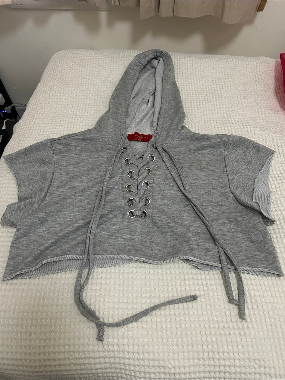 Akira - red label- Gray Lace-Up Cropped Hoodie